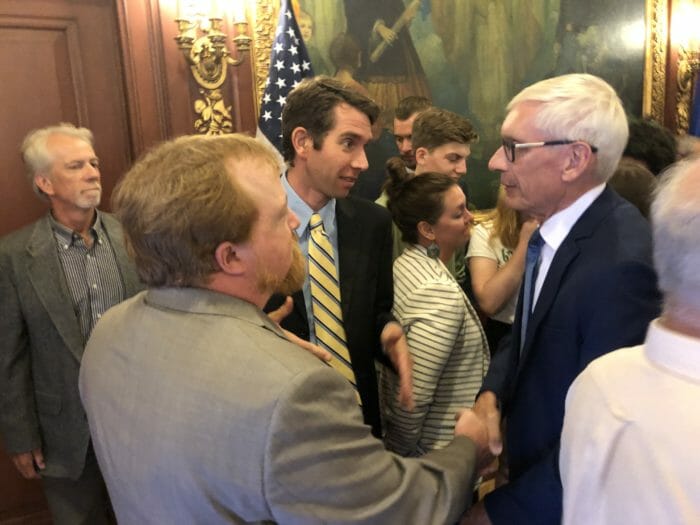 Gov. Evers Signs Executive Order #38 Relating to Clean Energy in Wisconsin