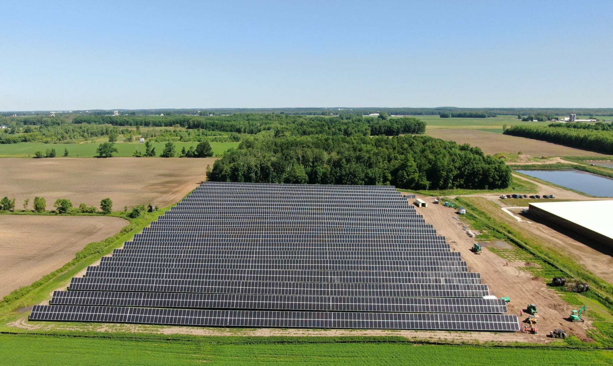 Largest PrivatelyOwned Solar System in WI State History Arch The